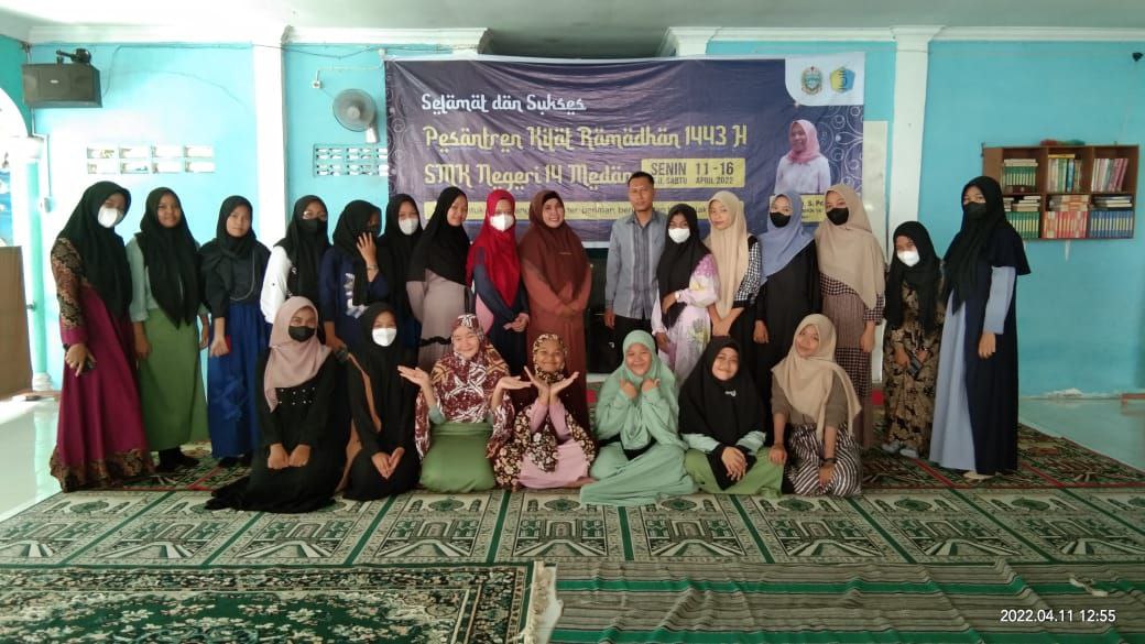 Peserta putri Pesantren Kilat Ramadhan 1443 H